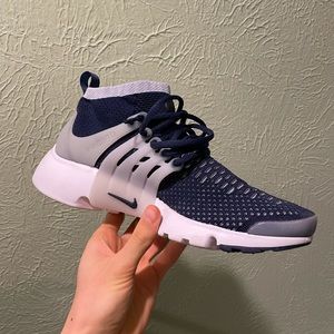 Nike Air Presto Flyknit Ultra Men’s size 8 blue